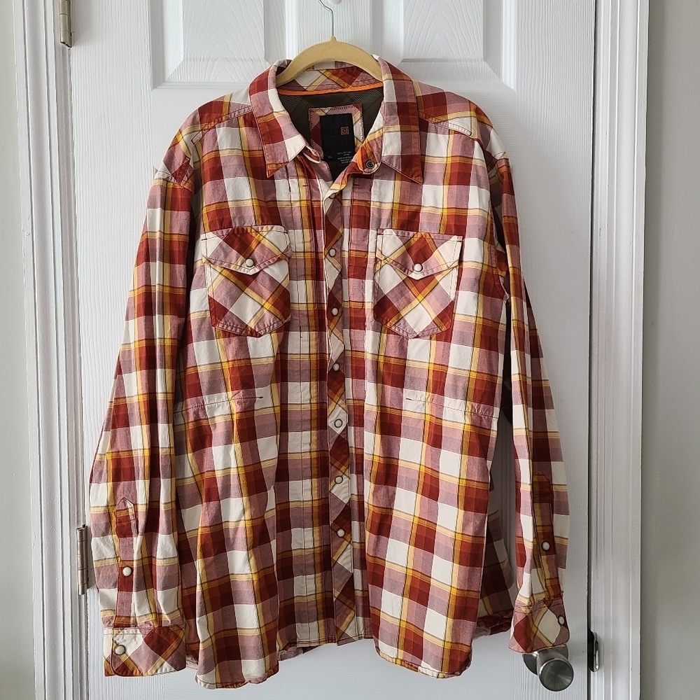 5.11 Tactical Covert Flannel Shirt - Picture 2 of 6